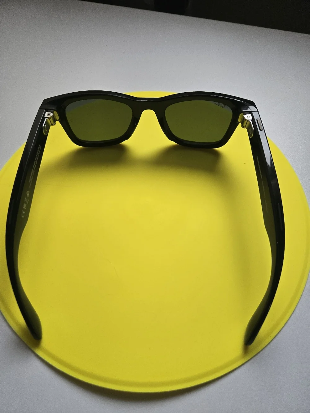 Ray-Ban Meta (Gen 1), Wayfarer, Large Matte Black | Smart AI Glasses - Picture 4 of 9